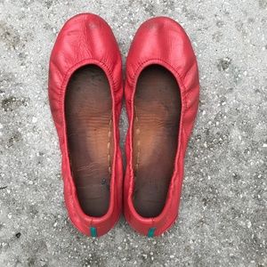 Poppy Tieks size 7 Well loved